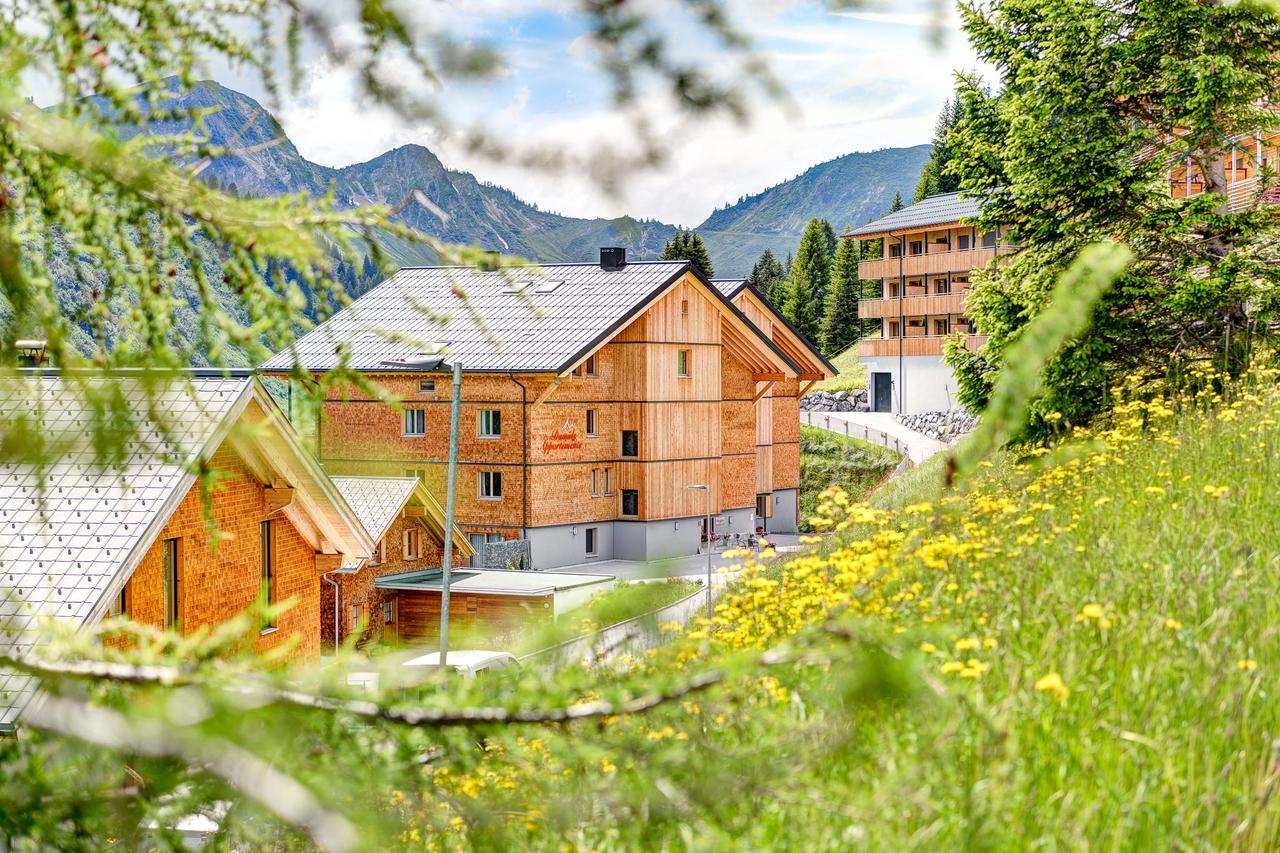 Damuels Appartements Exteriör bild